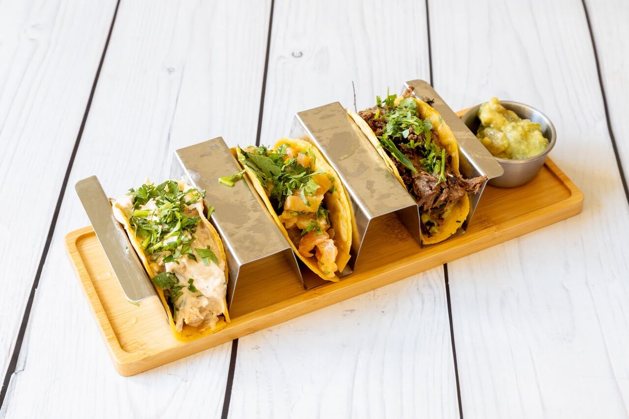 TRIO DE TACOS