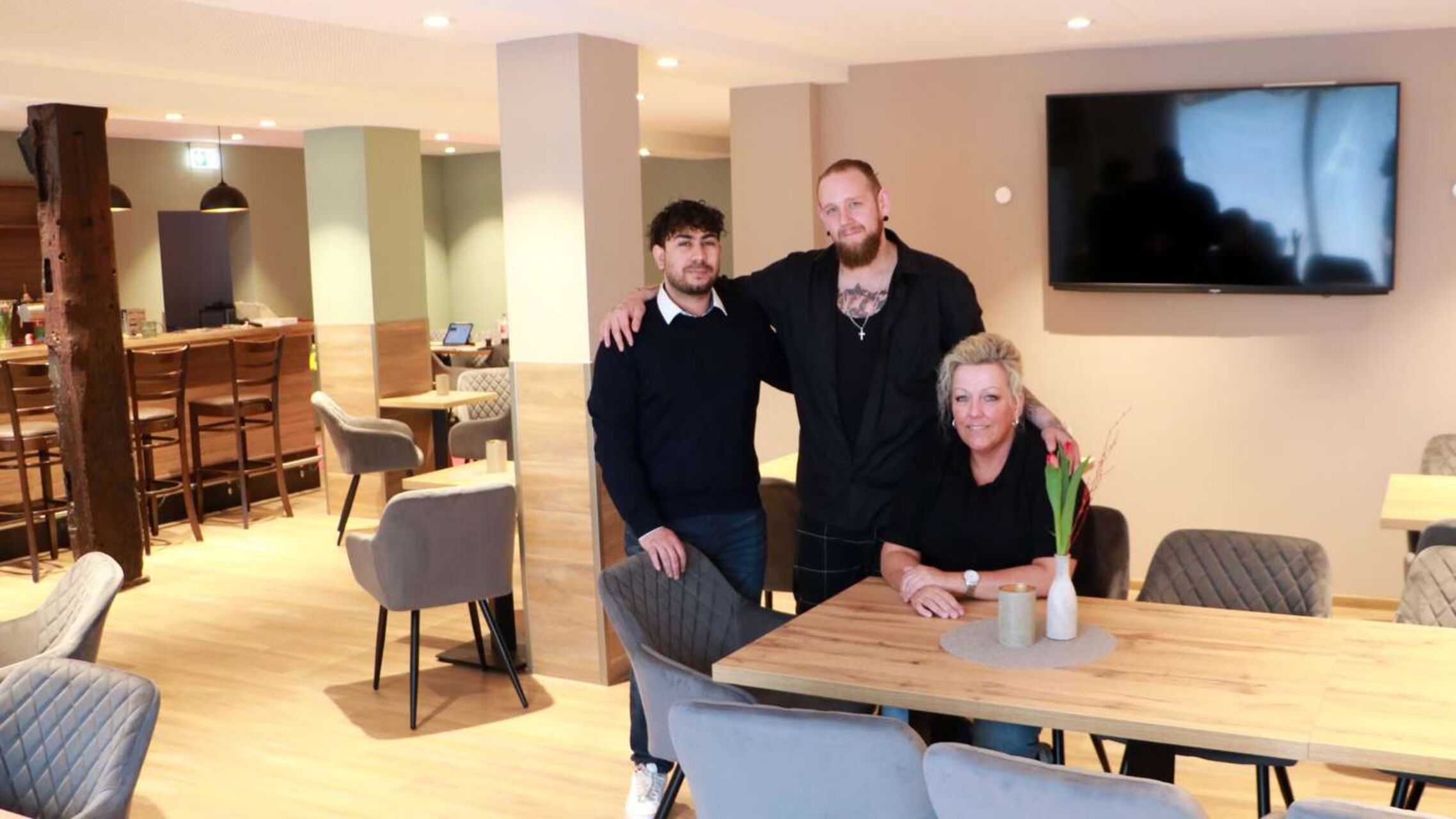 Wir möchten uns gerne vorstellen und Ihnen einen herzlichen Empfang bereiten.