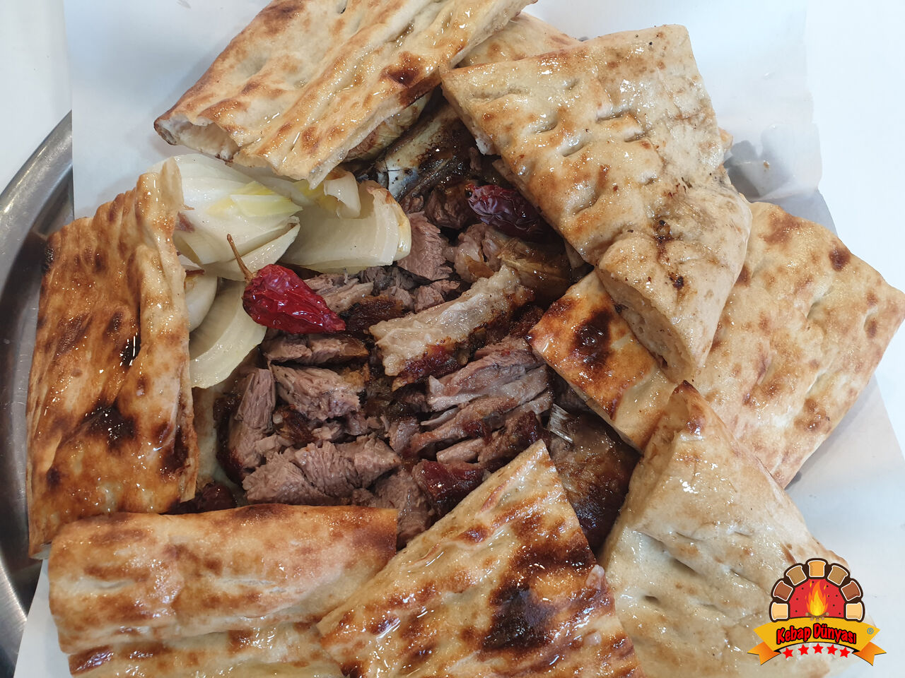Bu akşam yemekte şahane bi Denizli Kebabı yenmez mi? ??