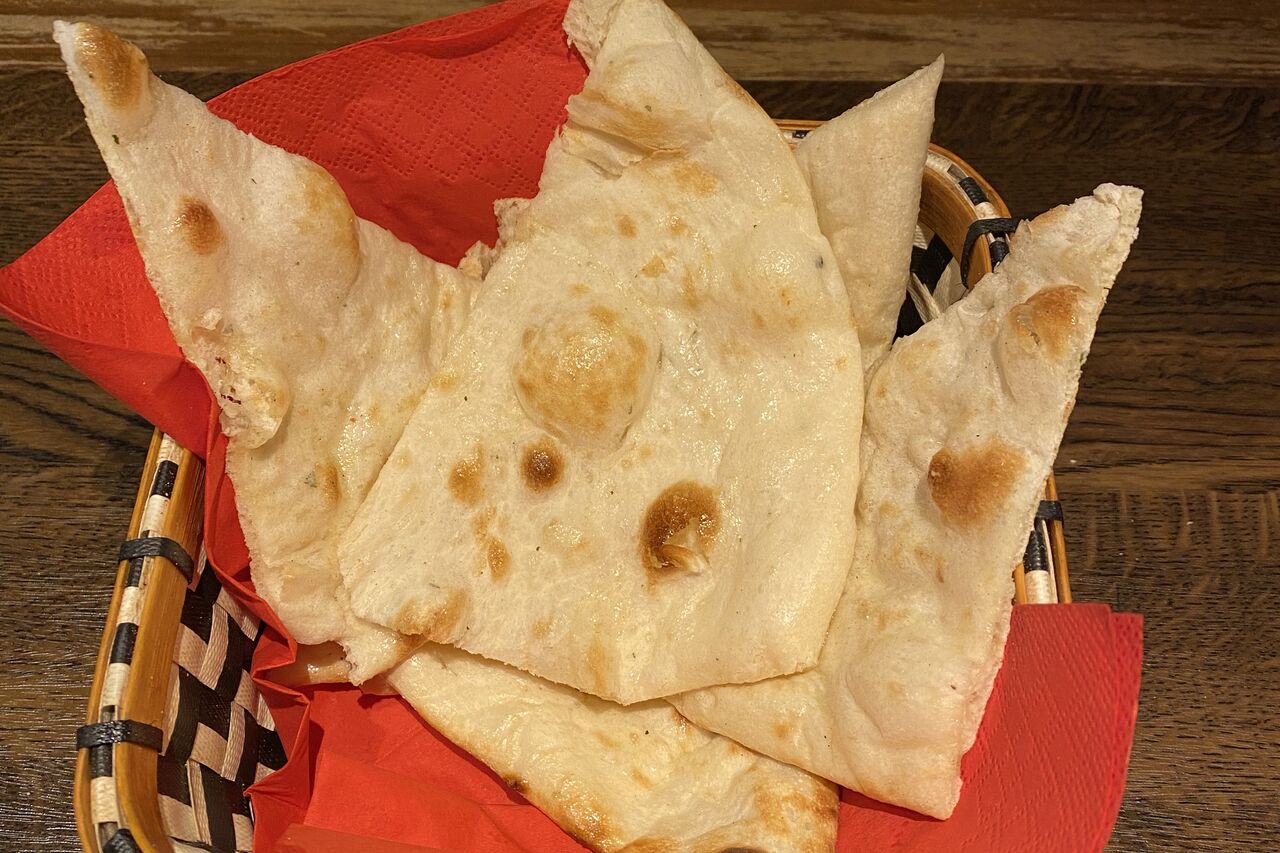 "Erleben Sie Frische und Qualität bei Tandoori Palace"