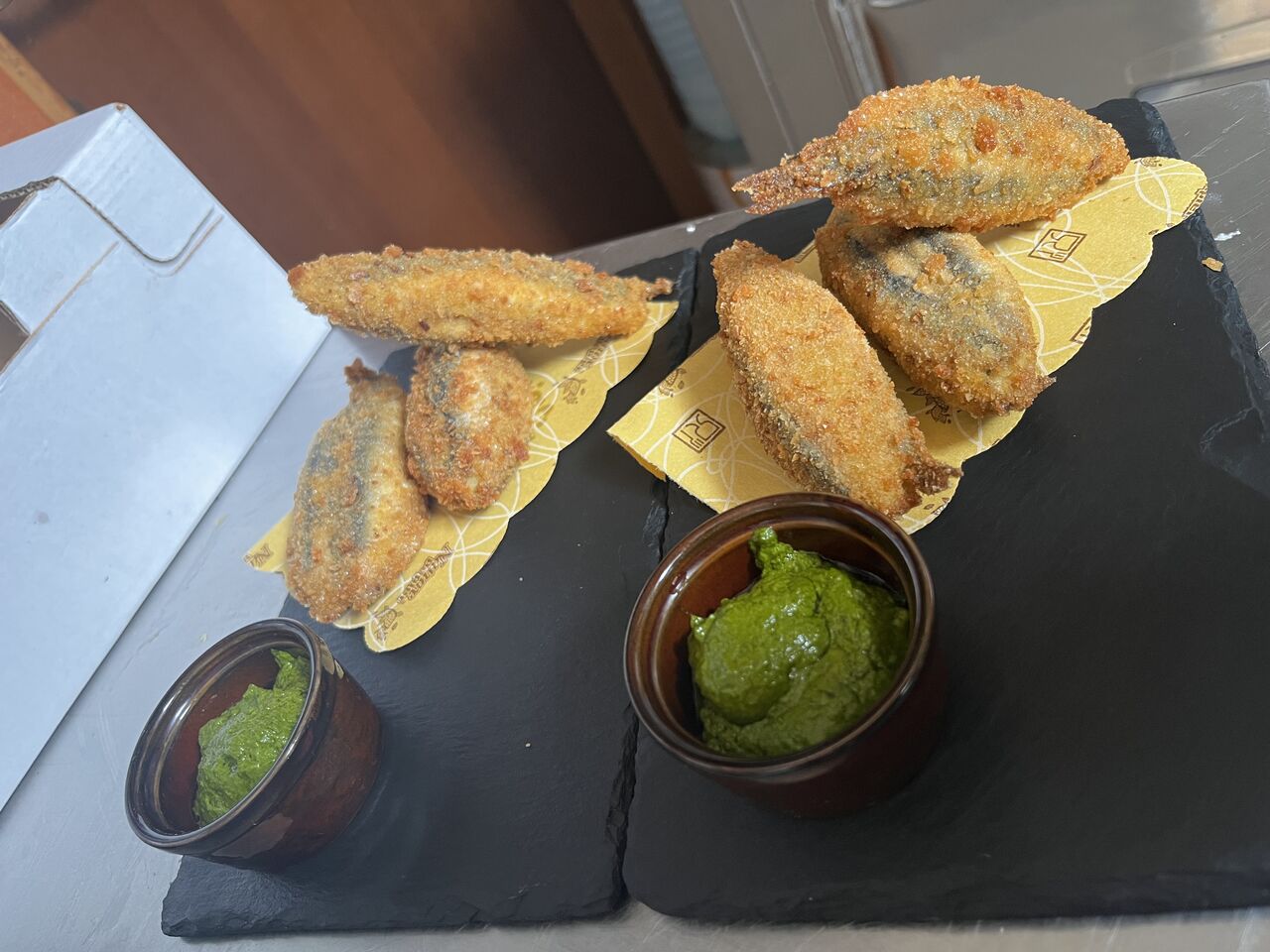 Alici ripiene alla ligure con bagnetto verde!! 