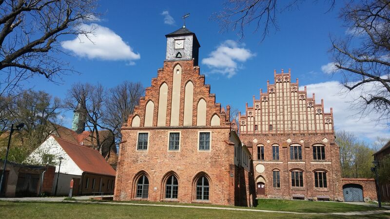 5 Gehminuten vom Hotel entfernt - 850 Jahre Geschichte erleben - Kloster Zinna