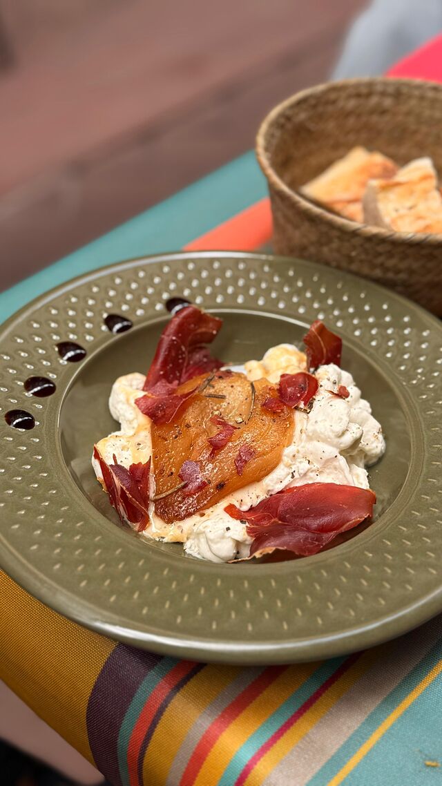 poire rôtie chantilly gorgonzola