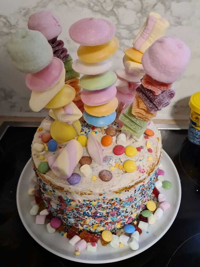 Bunte Kindertorte 