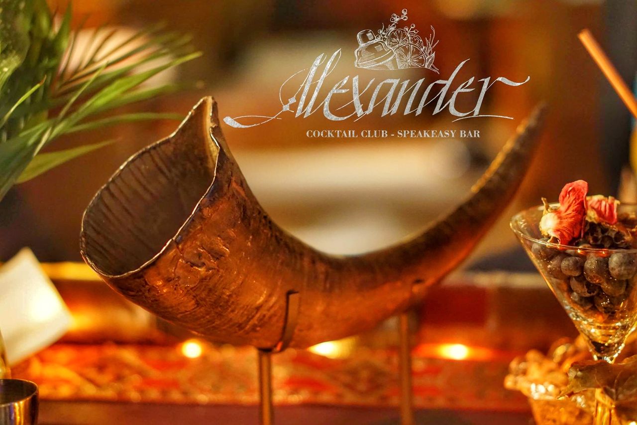 Alexander Cocktail Club & SpeakEasy Bar Since 1974