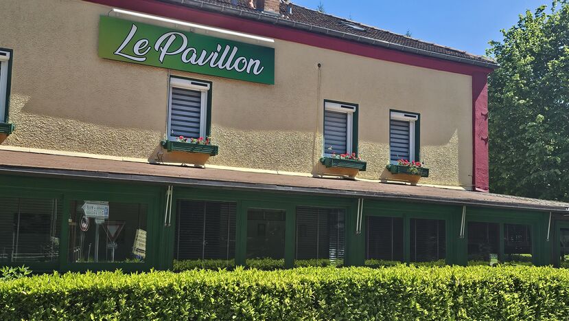 Hôtel-Restaurant "Le Pavillon"