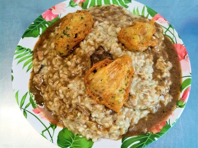 risotto et tempura de coulemelles et volaille braisée