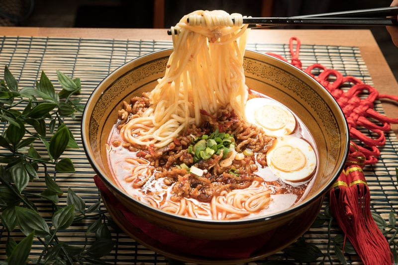 Spicy chicken noodles