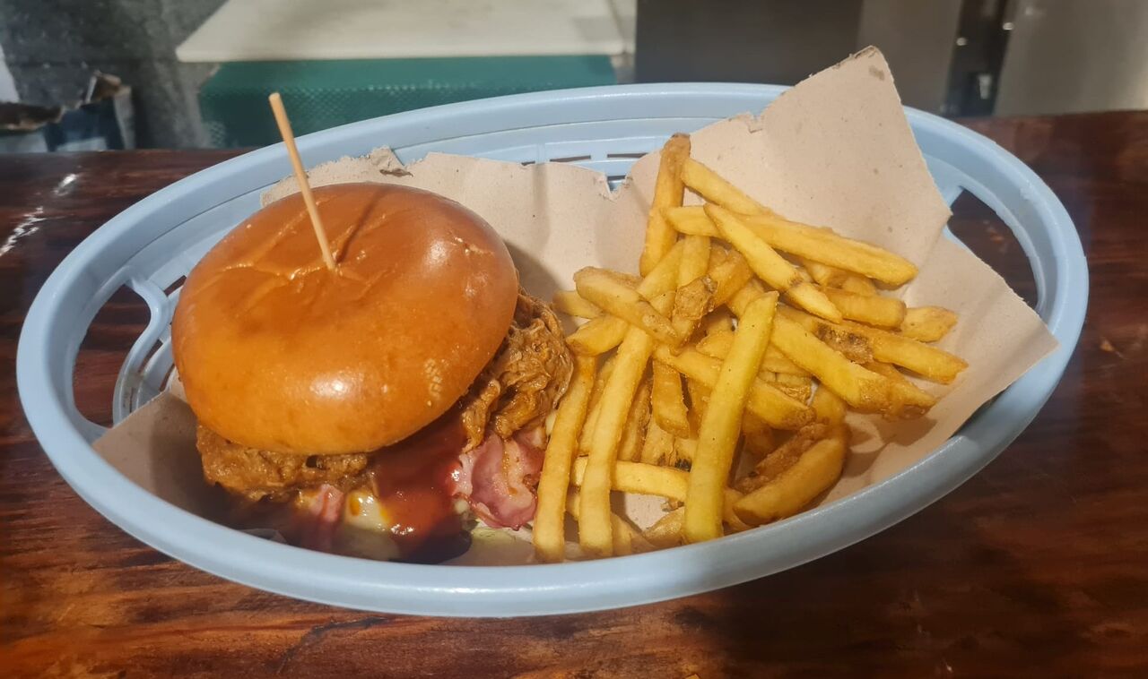 THE VICKY BBQ BACON CHEESE BURGER STACK W/BBQ PULLED PORK