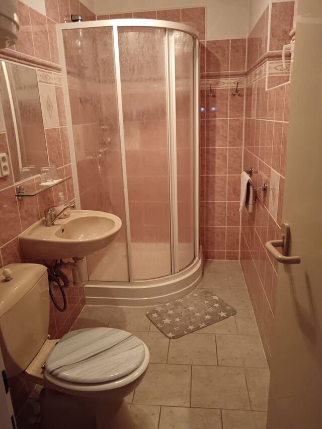 dvoulůžkový pokoj se sociálním zařízením