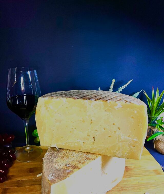 QUESO CURADO RONKARI