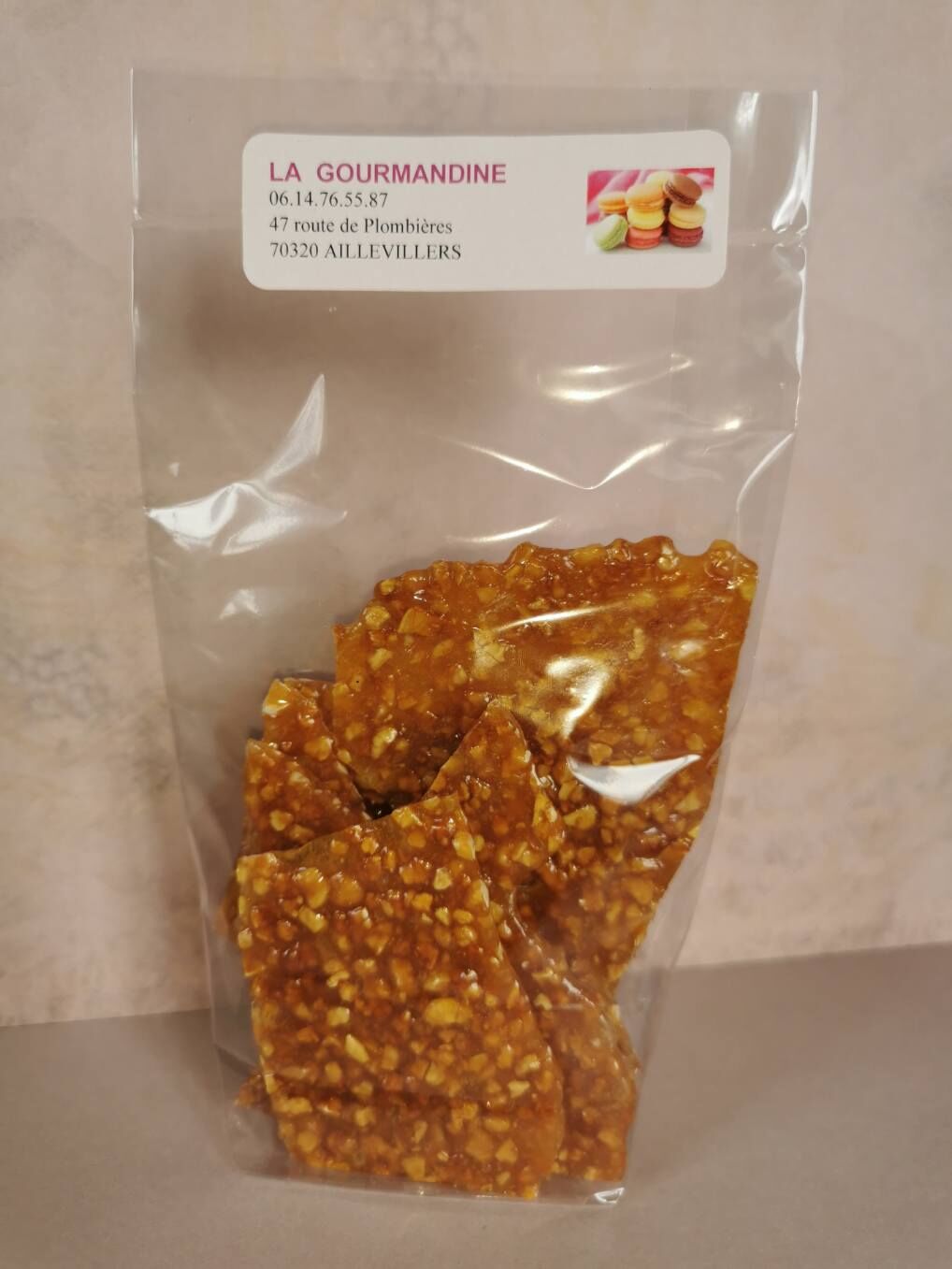 Nougatine amande 100g. 3.80€