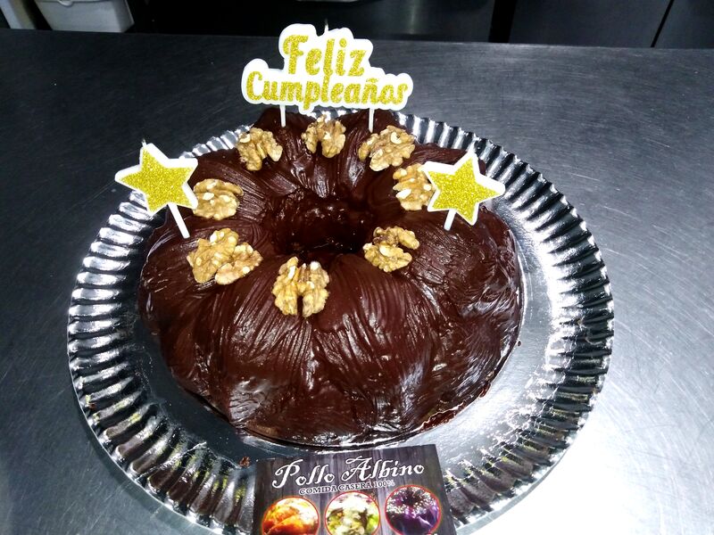 Brownie casero casero y con cobertura de chocolate y más nueces ???