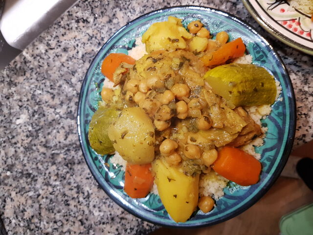 COUSCOUS AGNEAUX
LEGUMES,COUSCOUS,VIANDE,POICHICHE
15,50 EUROS LA PART SUR COMMANDE
COUSCOUS VEGETARIEN 10 EURO LA PART
