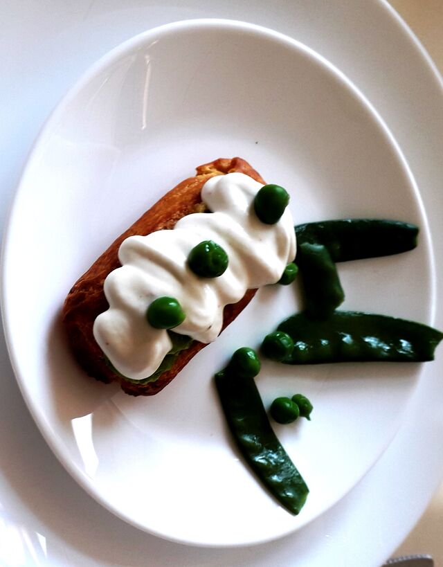 éclair petits pois crème fouettée