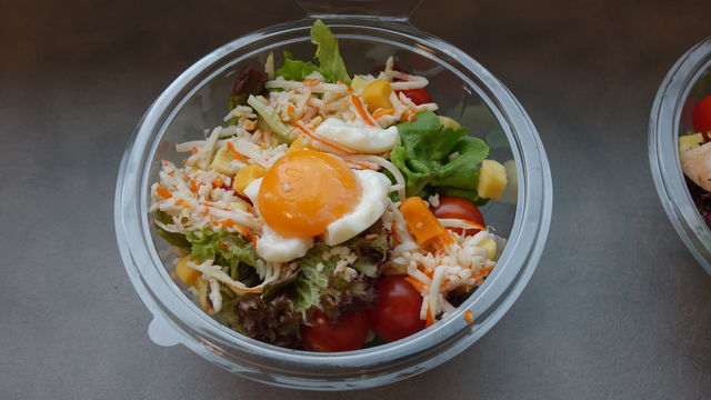 Salade Océane(surimi,thon) 6.50€