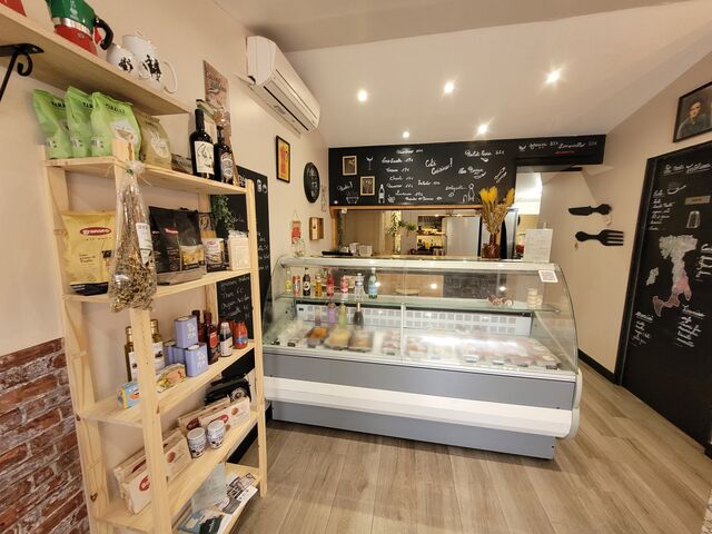 Épicerie et plats à emporter