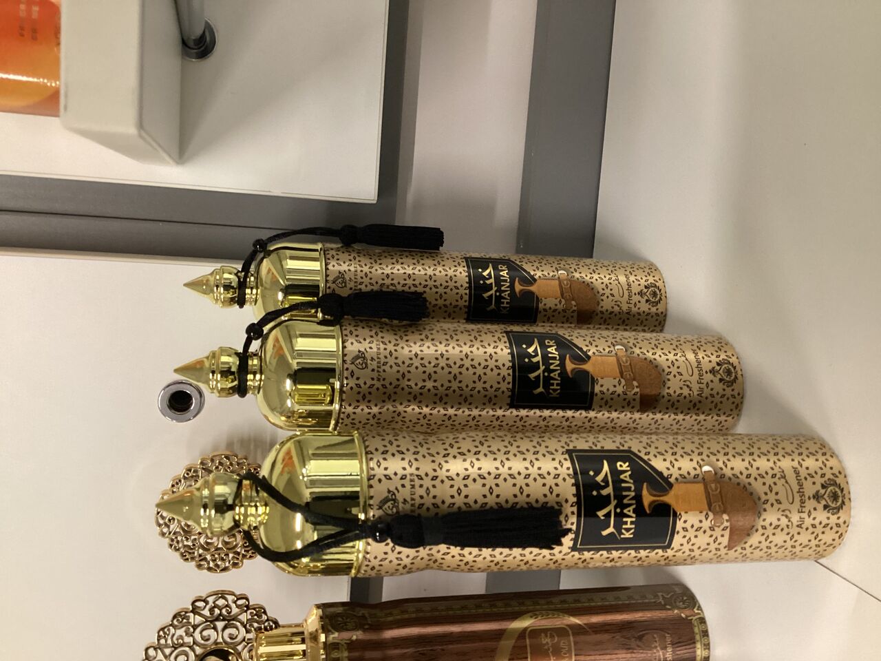 Parfum d’ambiance de Dubaï
5€ l’un et 12€ les deux 