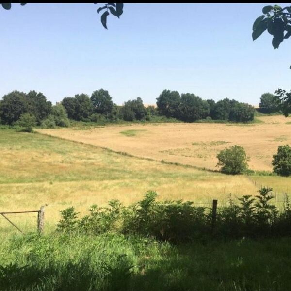 Les Prairies autour de la Bastide