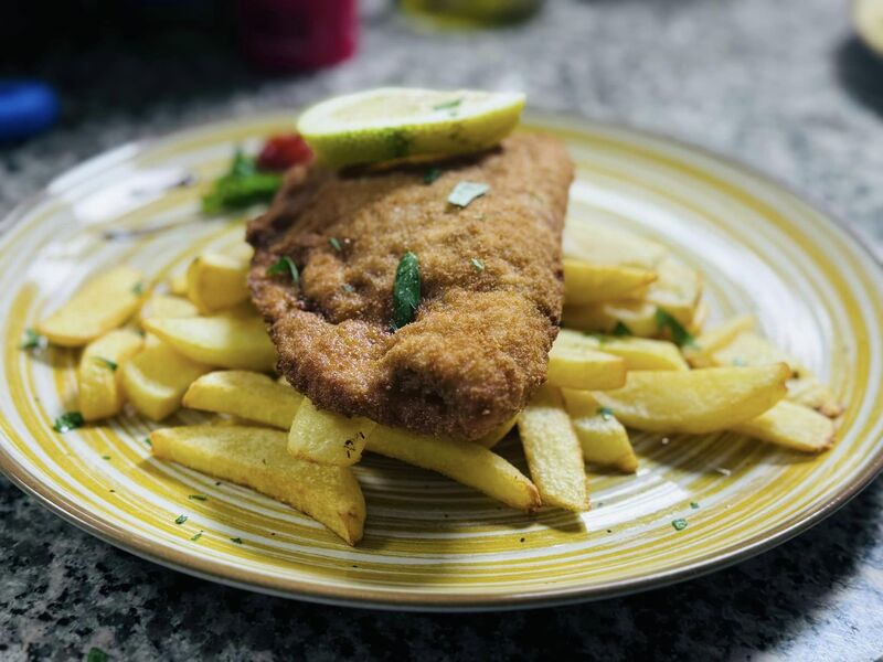 Cordon Bleu mit Pommes