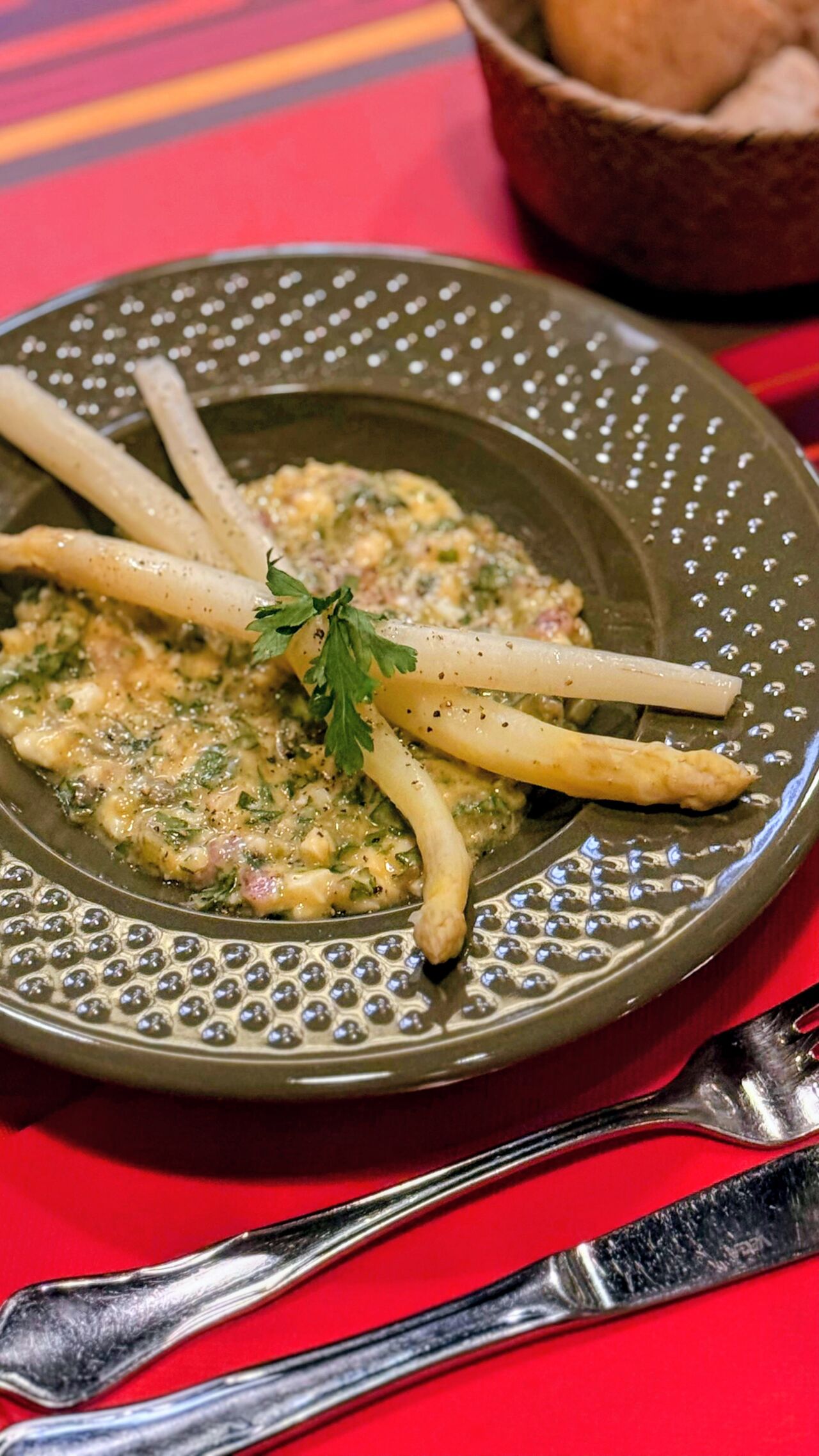 asperges blanches sauce aux oeufs