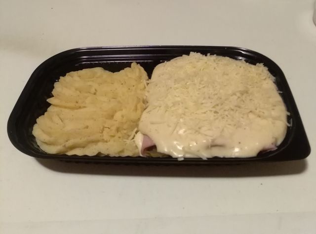 Hespenrolletjes-Witloof met verse aardappelpuree