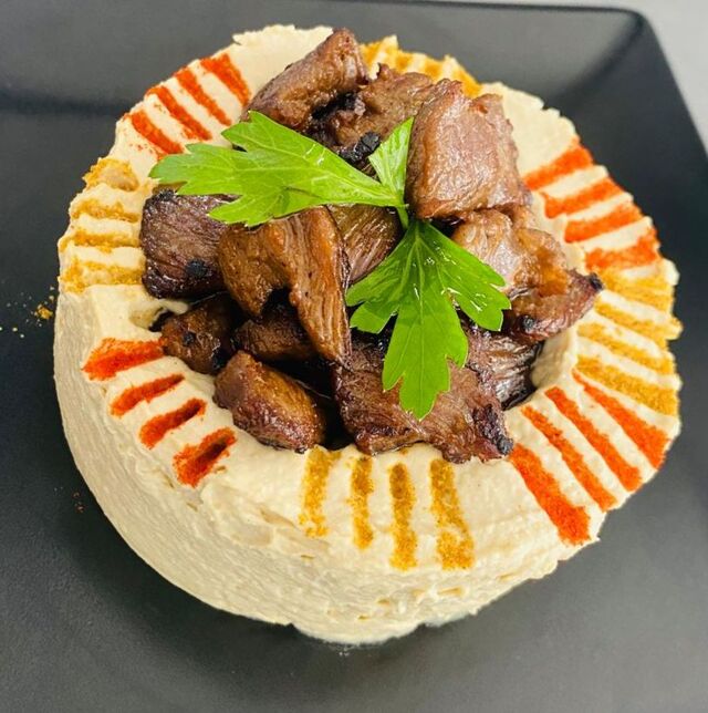 hummus cu carne