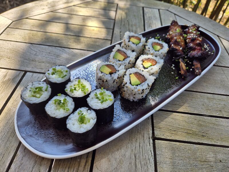 Lunch box Fuji (14 pièces) / 13,90 €