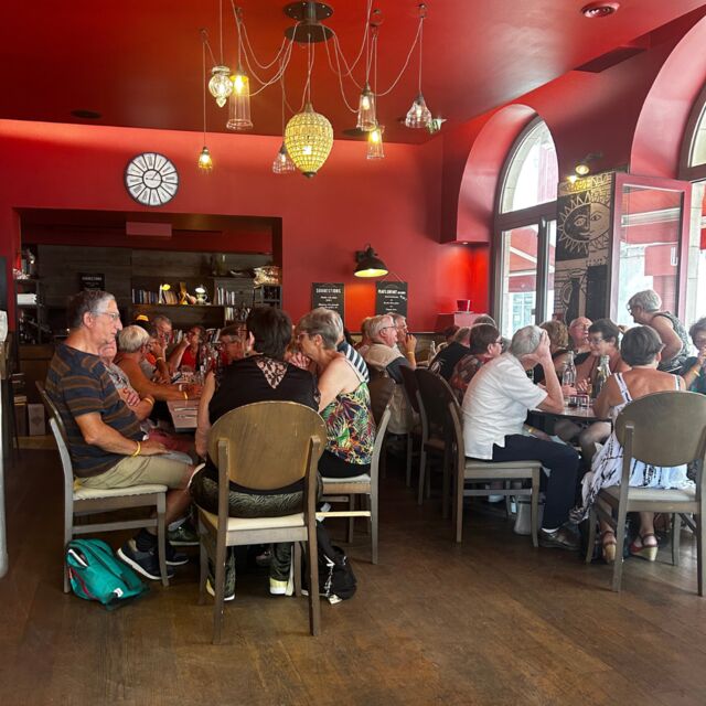 intérieur brasserie cosmopolitain
