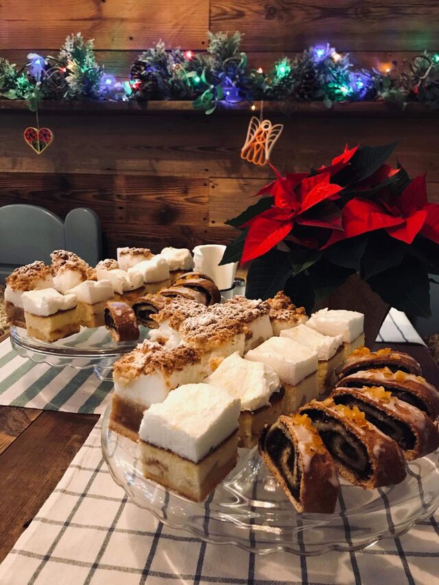 Takie ciasta sami pieczemy :)