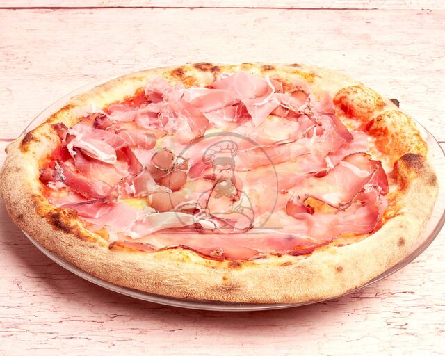 TIROLESE
tomate, mozzarella, scamorza, speck,