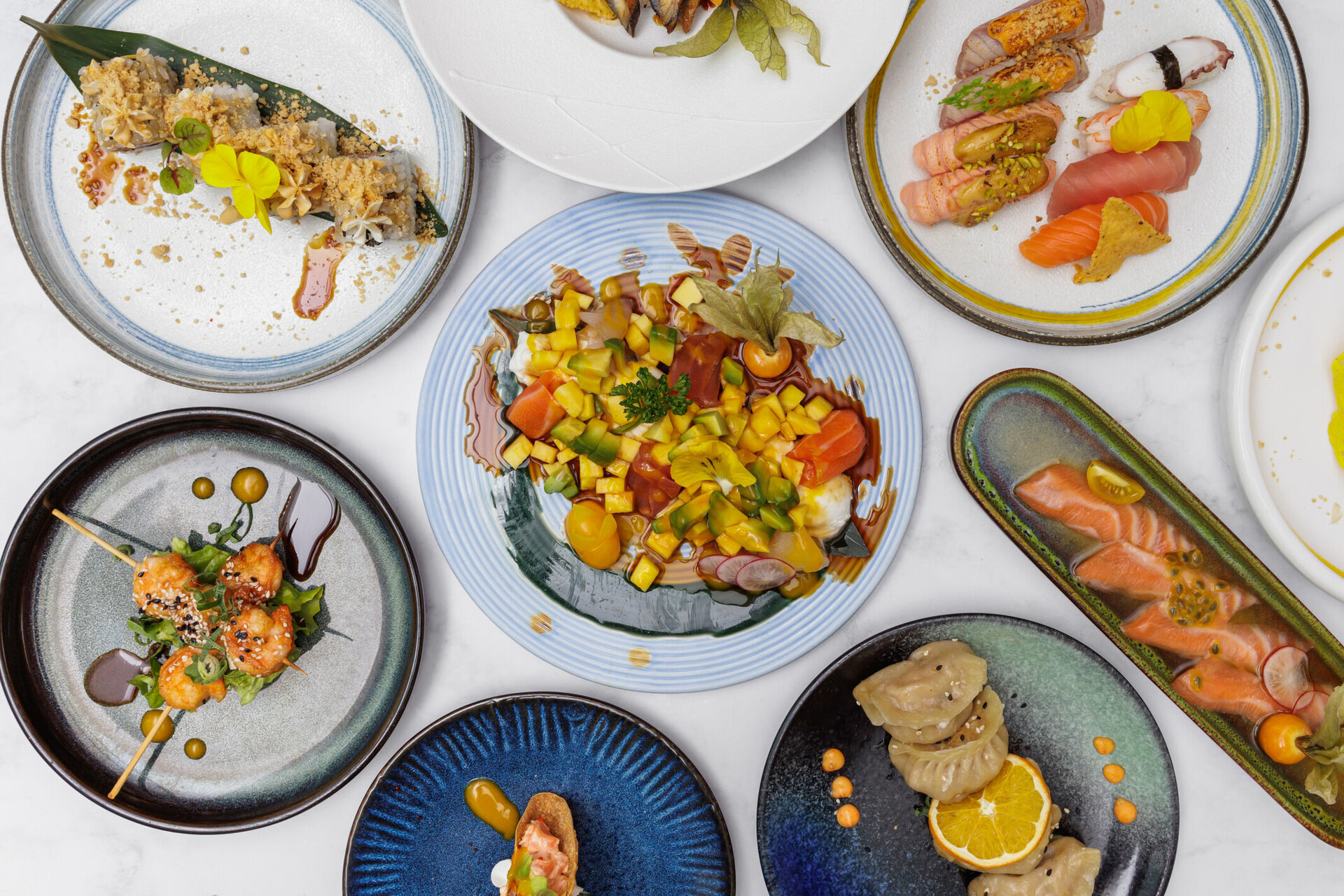 Un viaggio sensoriale tra sushi e sapori tropicali