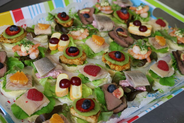 Canapes