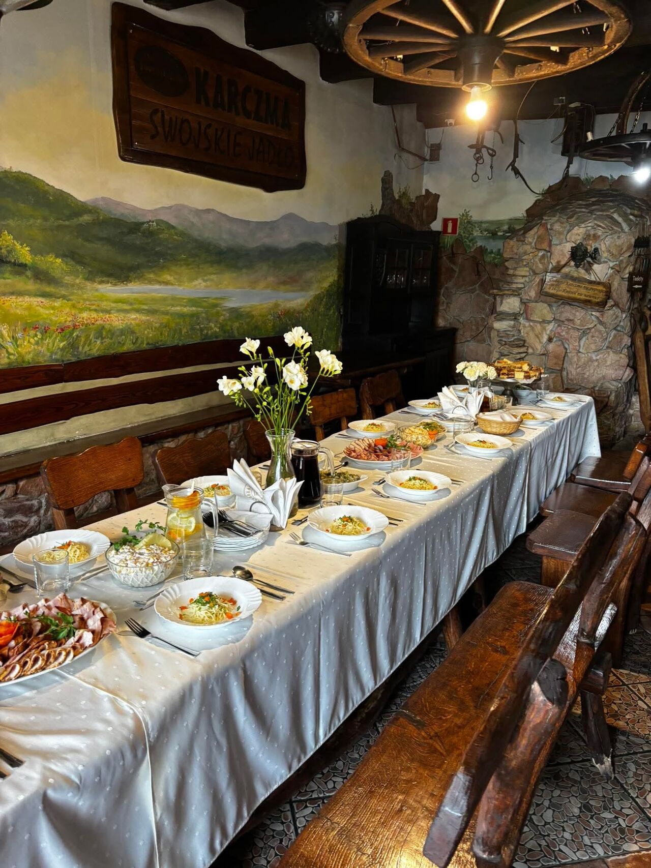 Imprezy okolicznościowe w Karczmie