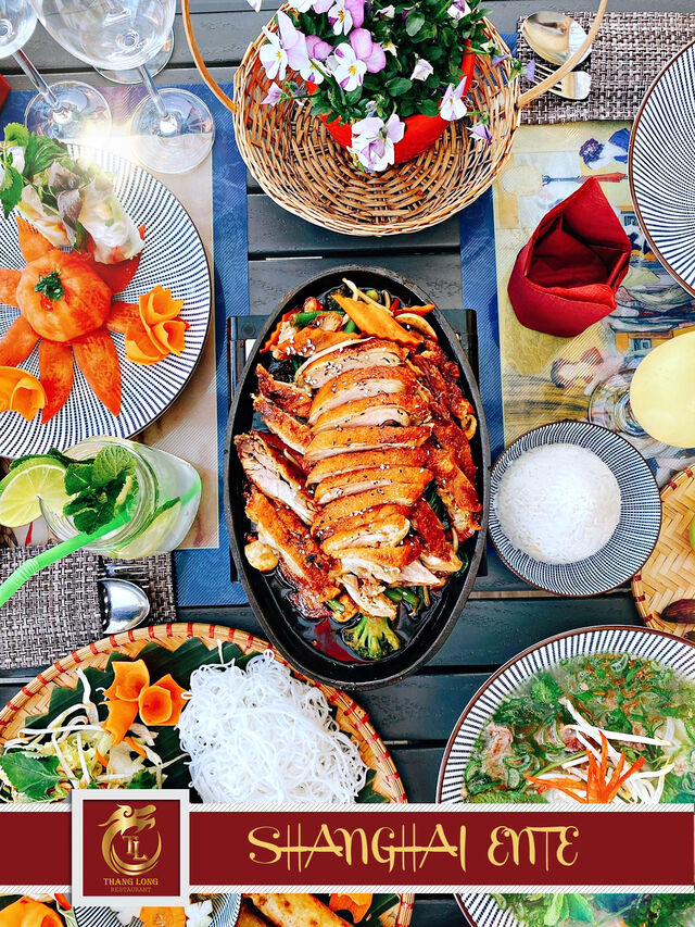 52- Vergessen Sie bestimmt nicht, diese knusprige gegrillte Shanghai Ente bei uns oder?