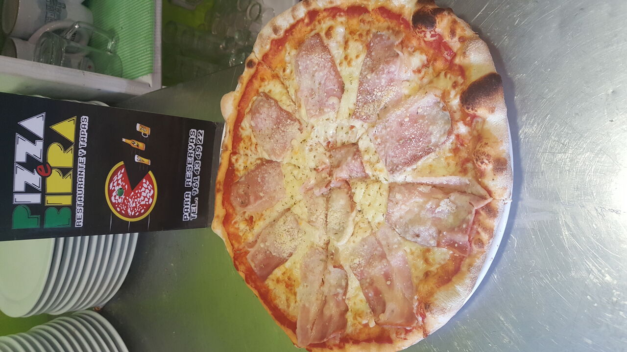 Pizza carbonara