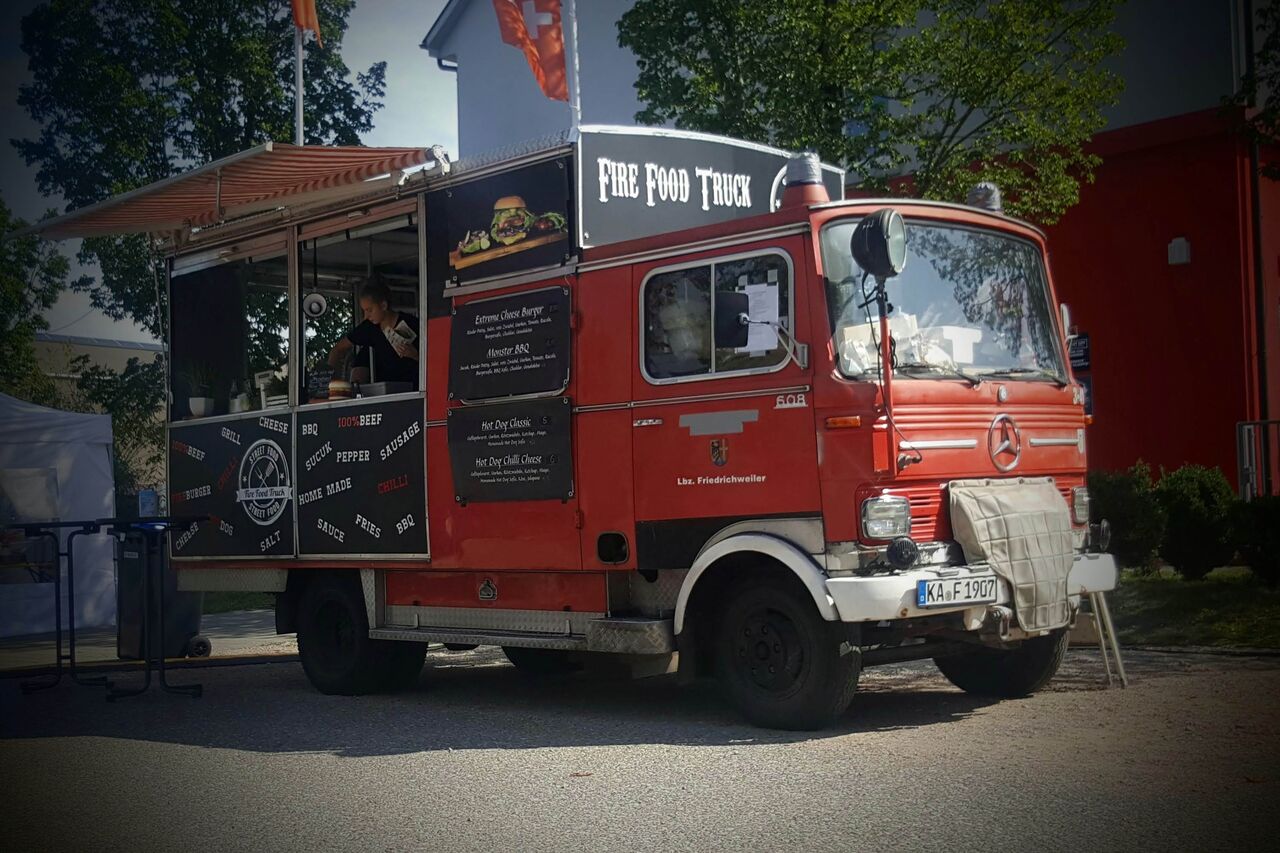 Street Food Truck 22 - on Tour