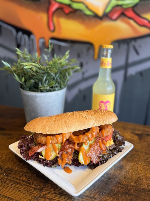 Long Spicy BBQ Burger