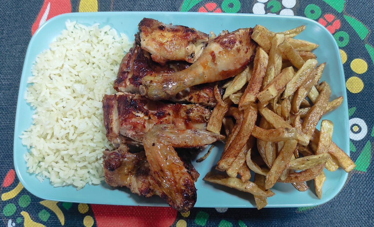 Poulet grillé au feu de bois