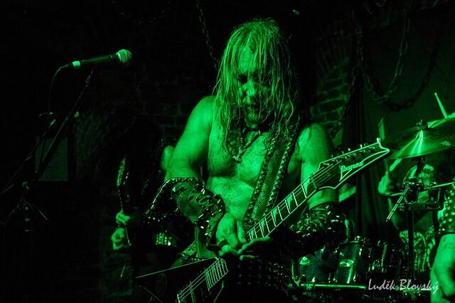 DESTRÖYER 666(Austrálie)