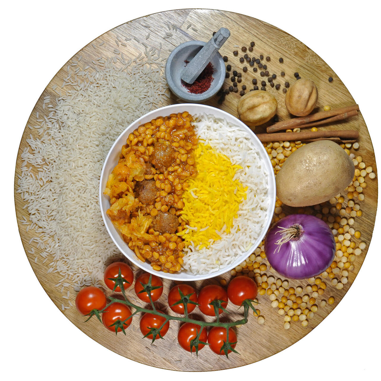 RISO CON LENTICCHIE
Riso, zafferano, lenticchie, carne macinata, salsa di pomodoro, olio di oliva.
Vegetariano = senza carne