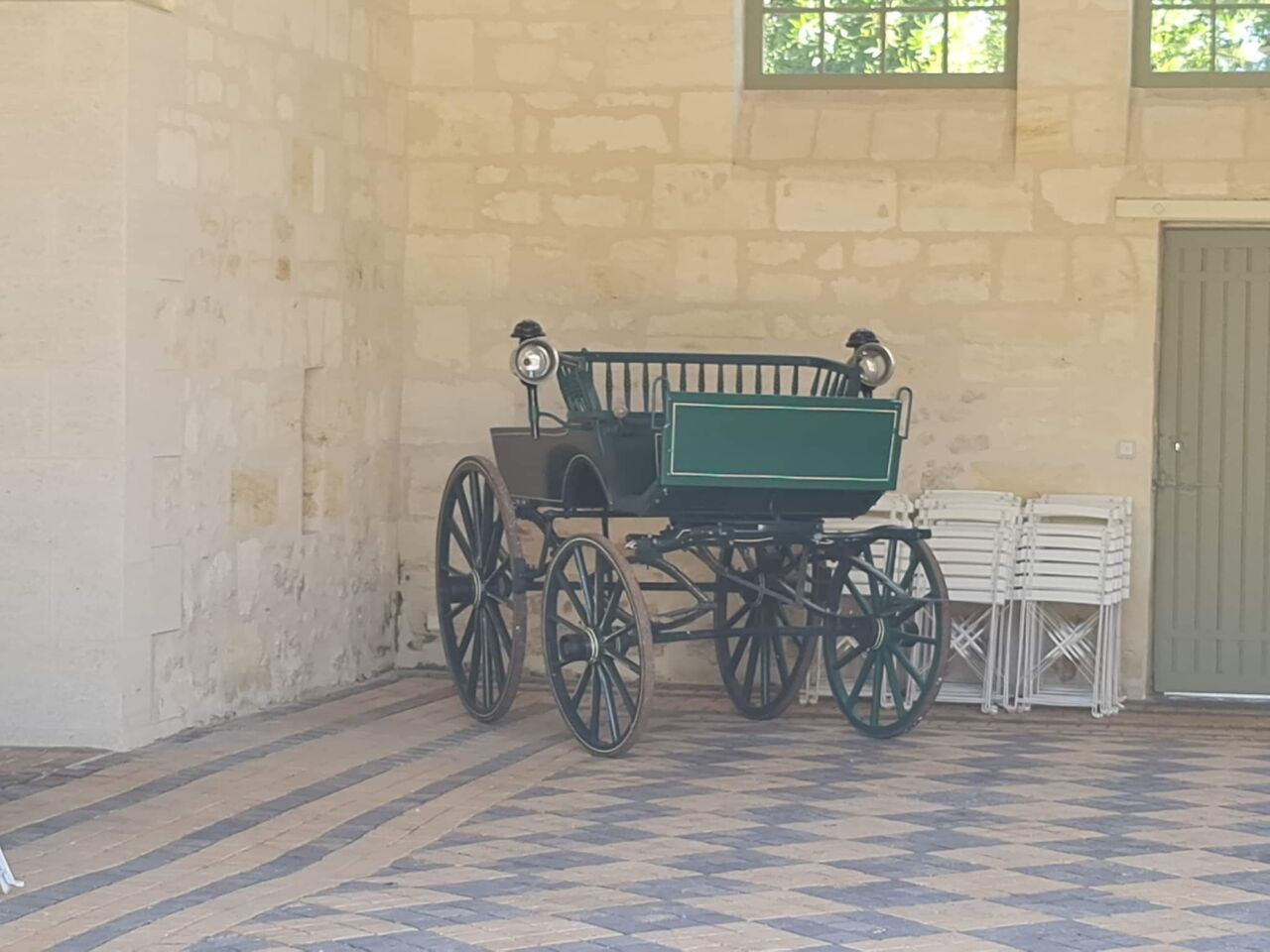 Veille de mariage d'Hillary et Giovanni au château Gassies à Latresne 