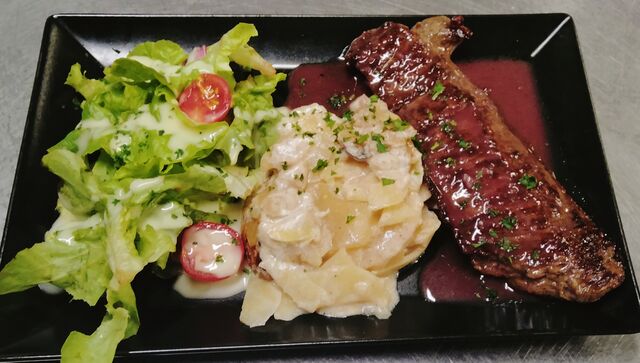 Pièce du boucher VBF sauce et accompagnement au choix