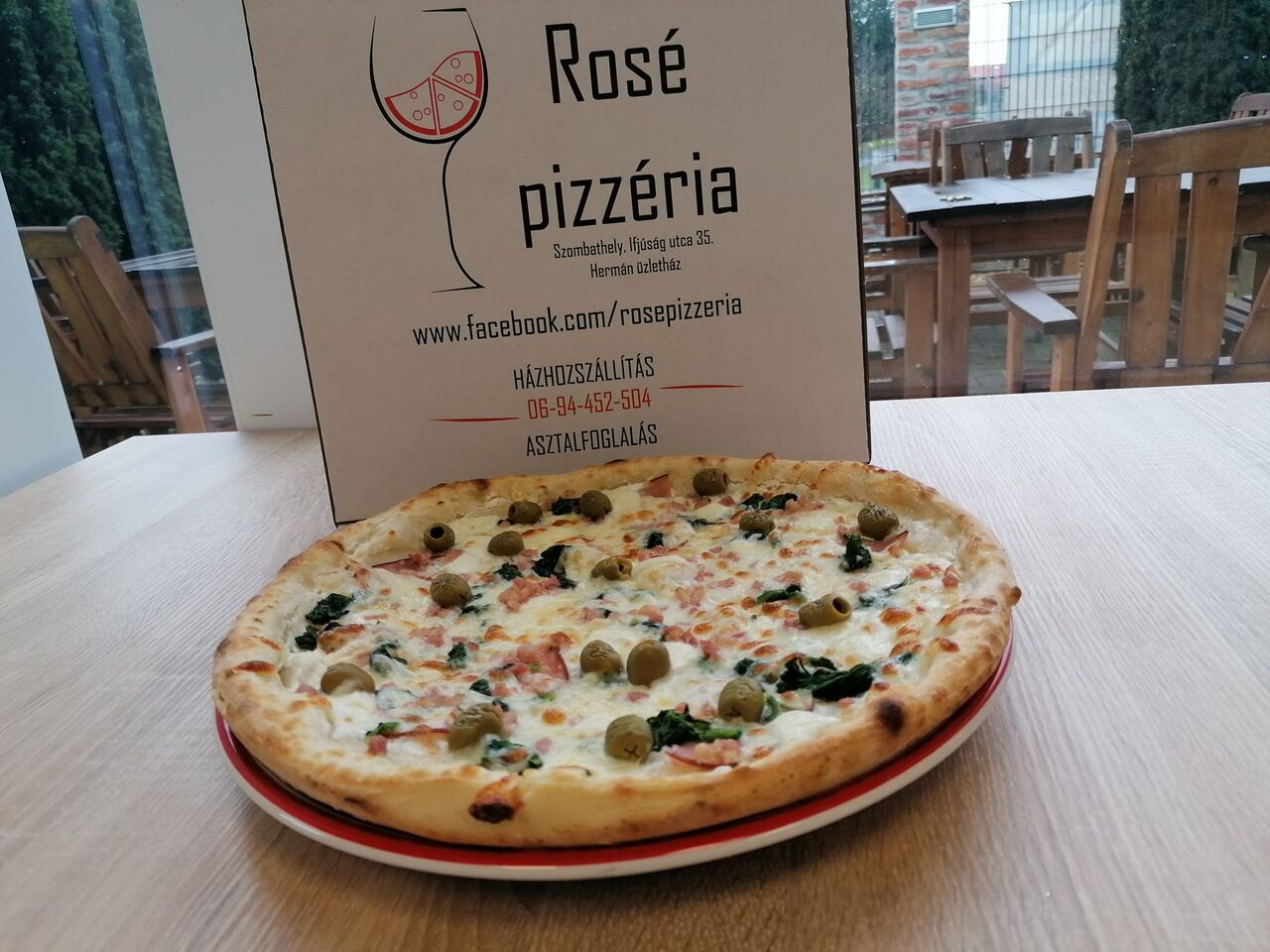 Rosé Pizzéria Szombathely Olasz konyha a közelemben Foglaljon most