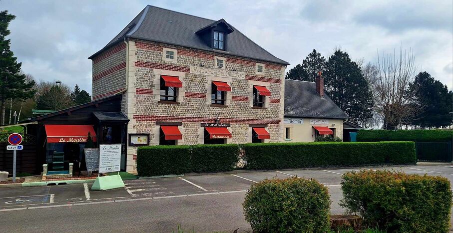 Le Moulin