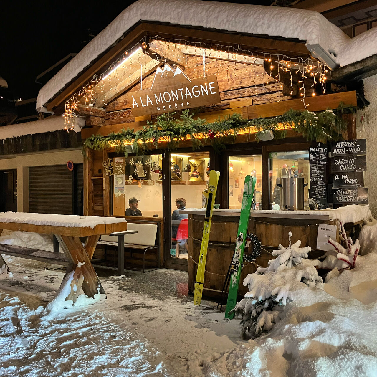 AFTER SKI