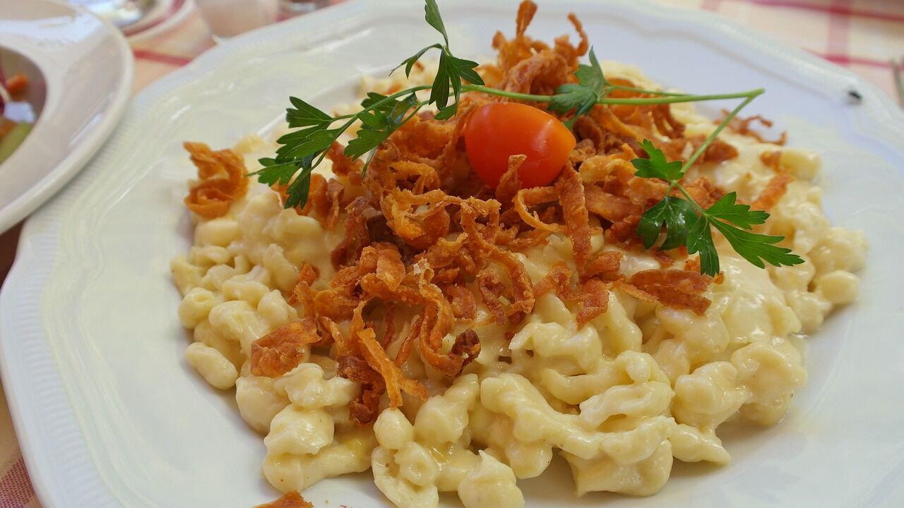 Unsere Käsespätzle sind ein köstliches, hausgemachtes Gericht...