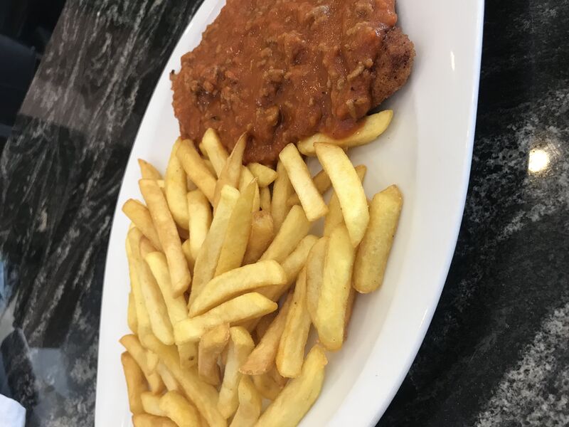 Schnitzel Bolognese 