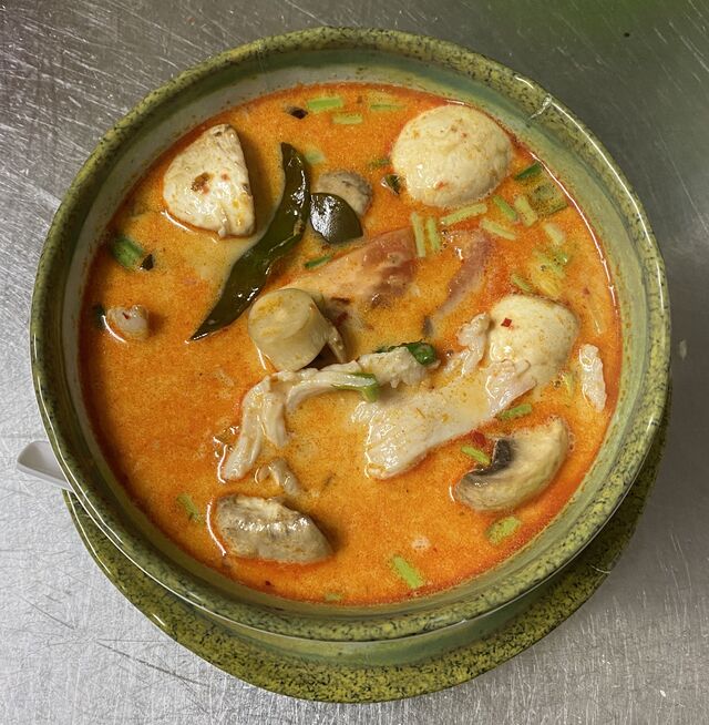 Tom Yam Gai