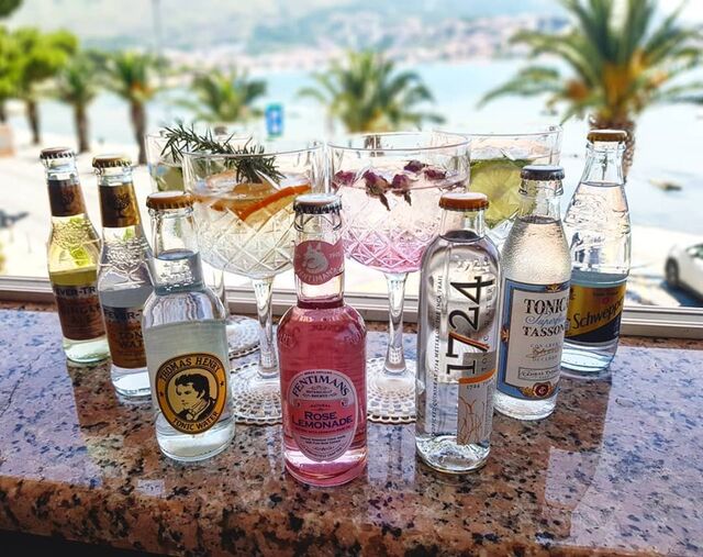 His Majesty-Tonic! Thomas Henry tonic water came to Stobreč for a perfect combination with our finest selections of gin!